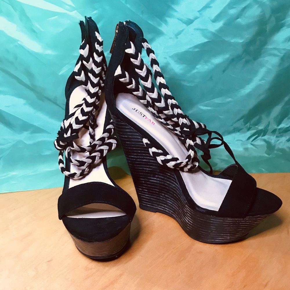 Women’s Chunky Heel Platform Open Toe Wedges Size 8.5